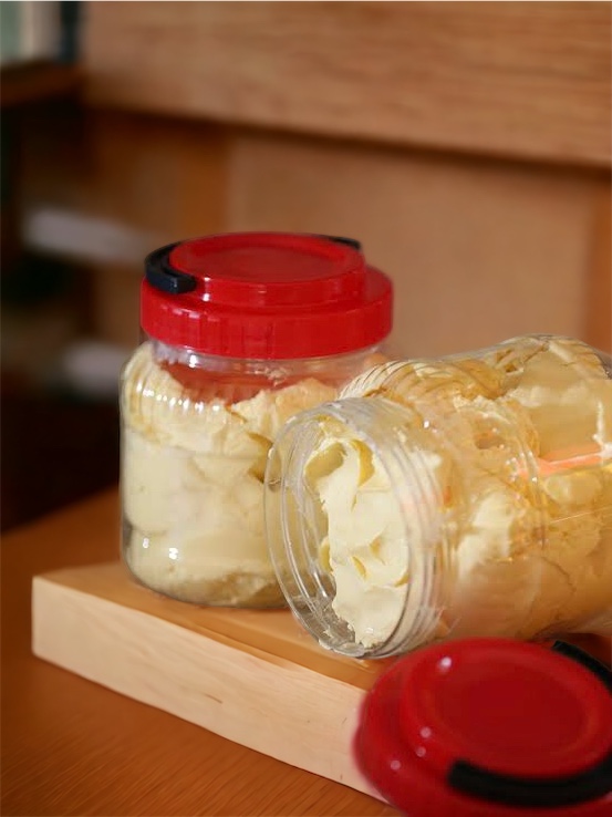 Yayla Keçi Yayık Köy Tereyağı 1 KG Kova